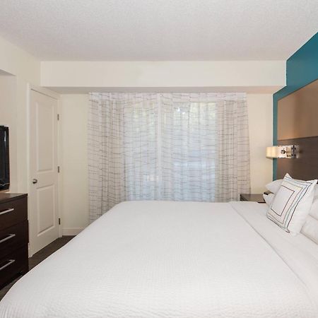 Residence Inn By Marriott Jacksonville Butler Boulevard Екстериор снимка