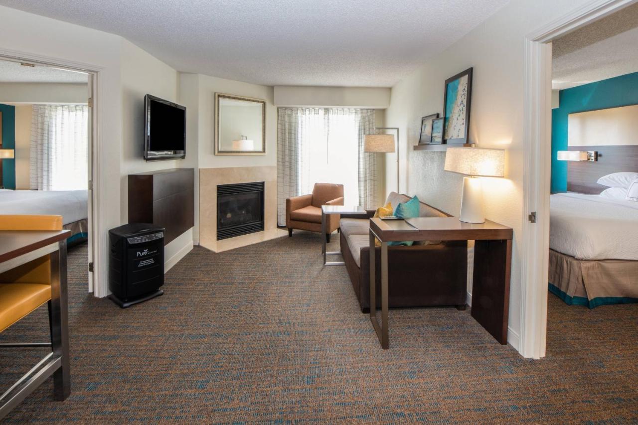 Residence Inn By Marriott Jacksonville Butler Boulevard Екстериор снимка