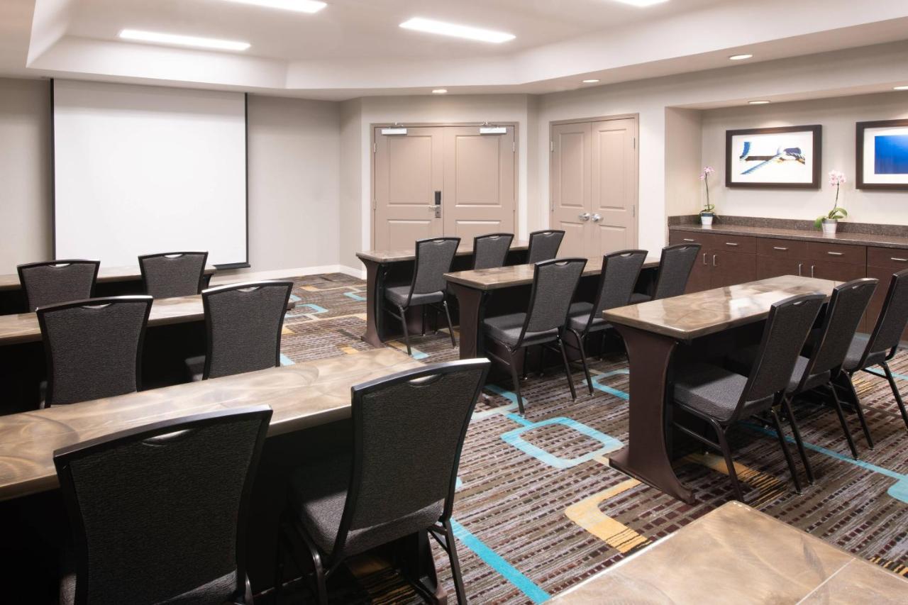 Residence Inn By Marriott Jacksonville Butler Boulevard Екстериор снимка