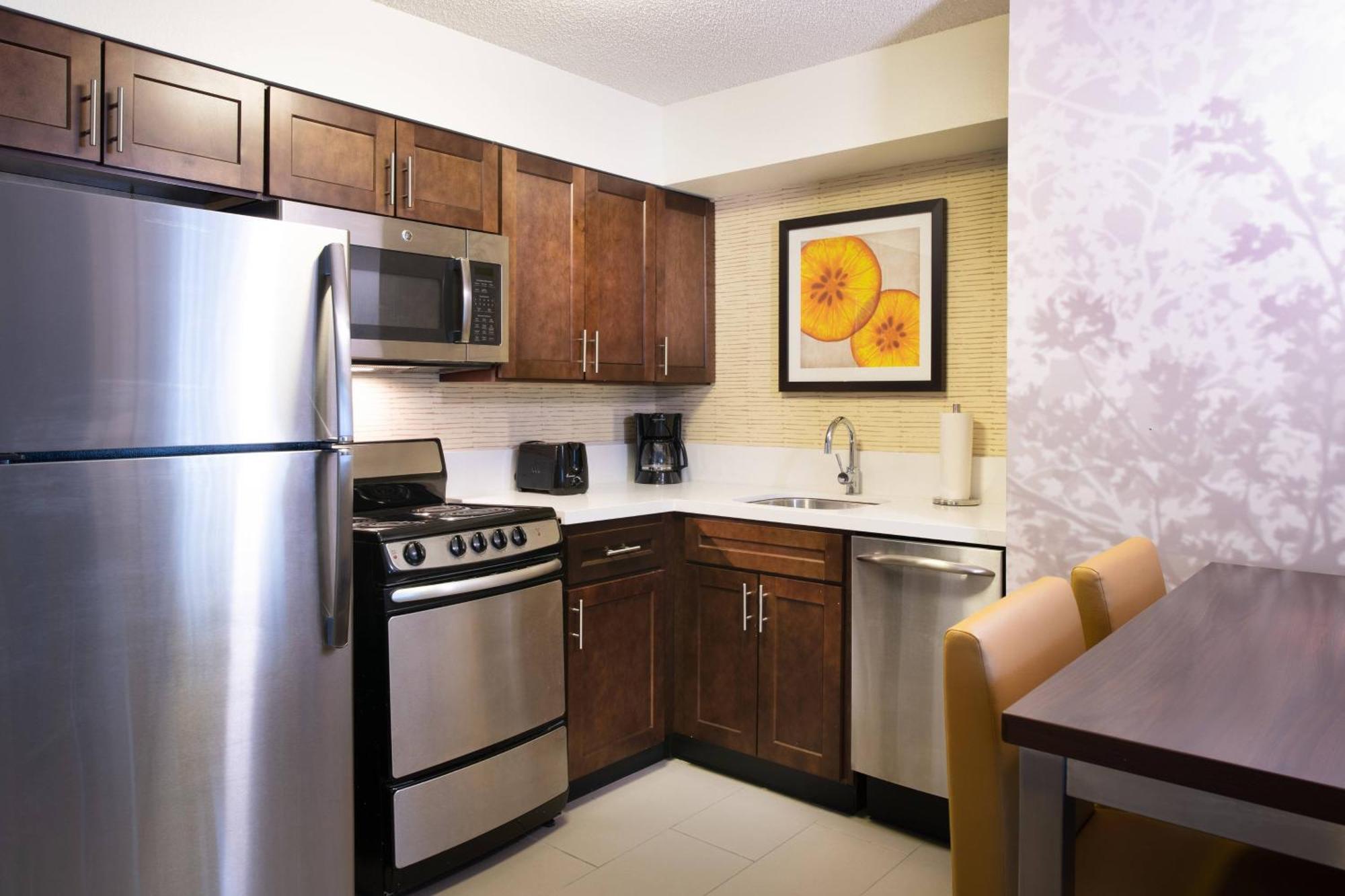 Residence Inn By Marriott Jacksonville Butler Boulevard Екстериор снимка